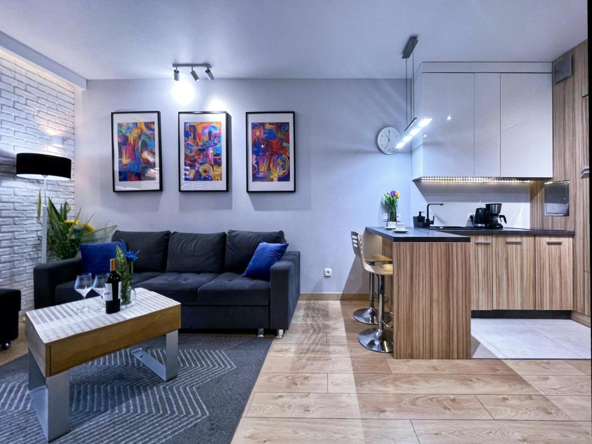 4Uapart-Apartment Suite Picasso Свиноуйсьце Экстерьер фото